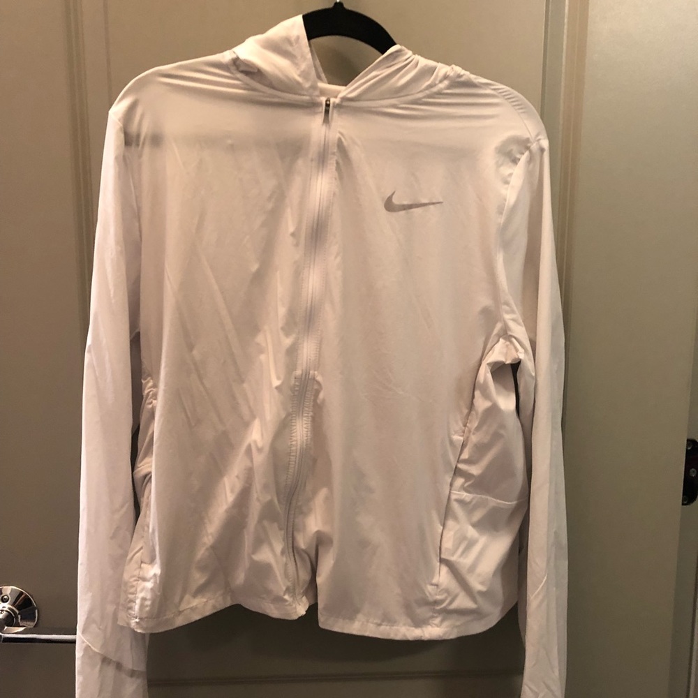 Nike Women’s Shield Convertible Running Jacket